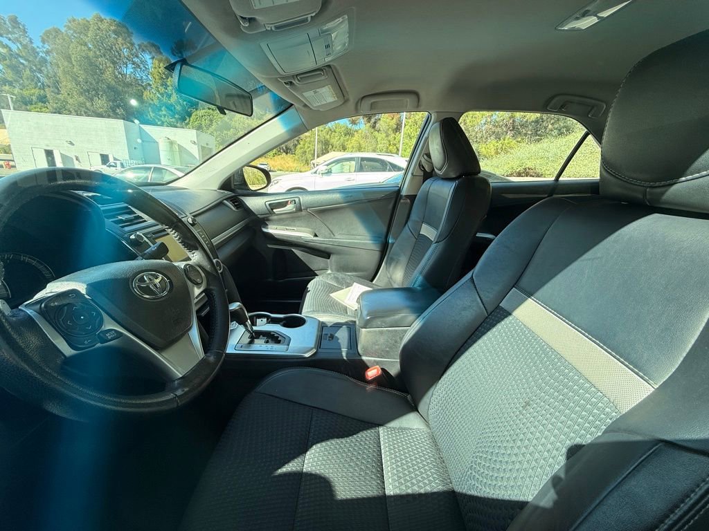 Used 2013 Toyota Camry SE image 9