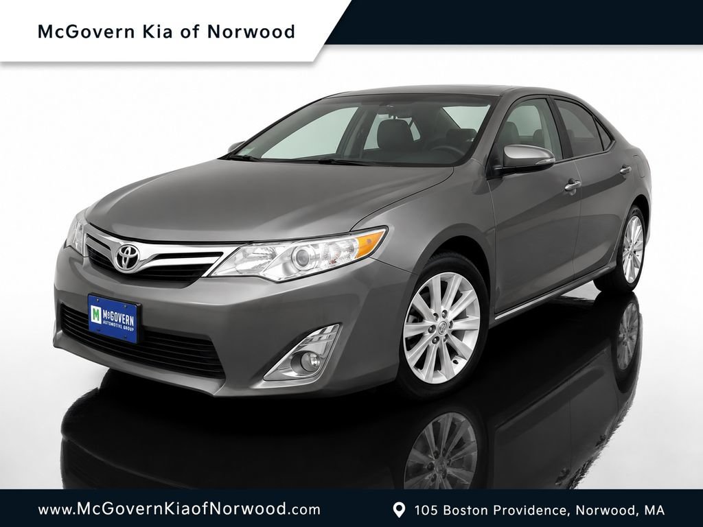 Used 2012 Toyota Camry XLE w/ Leather Pkg FWD image 1
