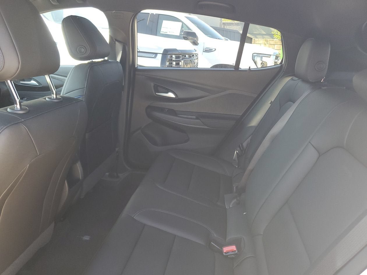 New 2026 Buick Envista Sport Touring w/ Convenience I Package FWD image 10