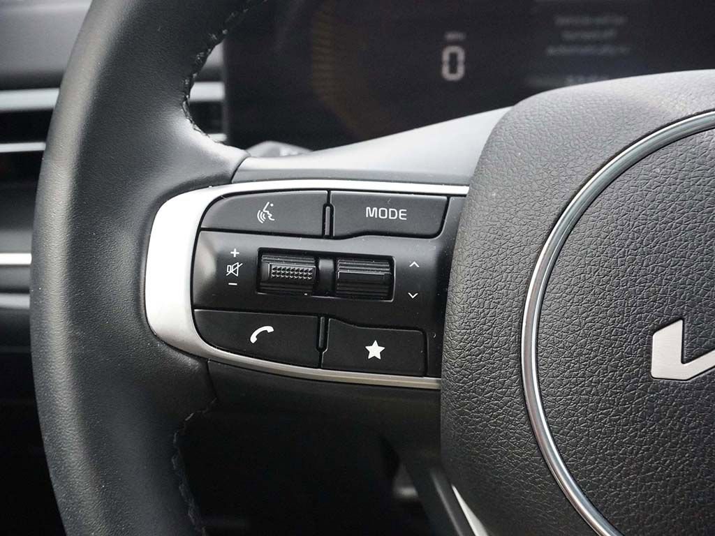 Used 2025 Kia K5 GT-Line w/ GT-Line Premium Package FWD image 43