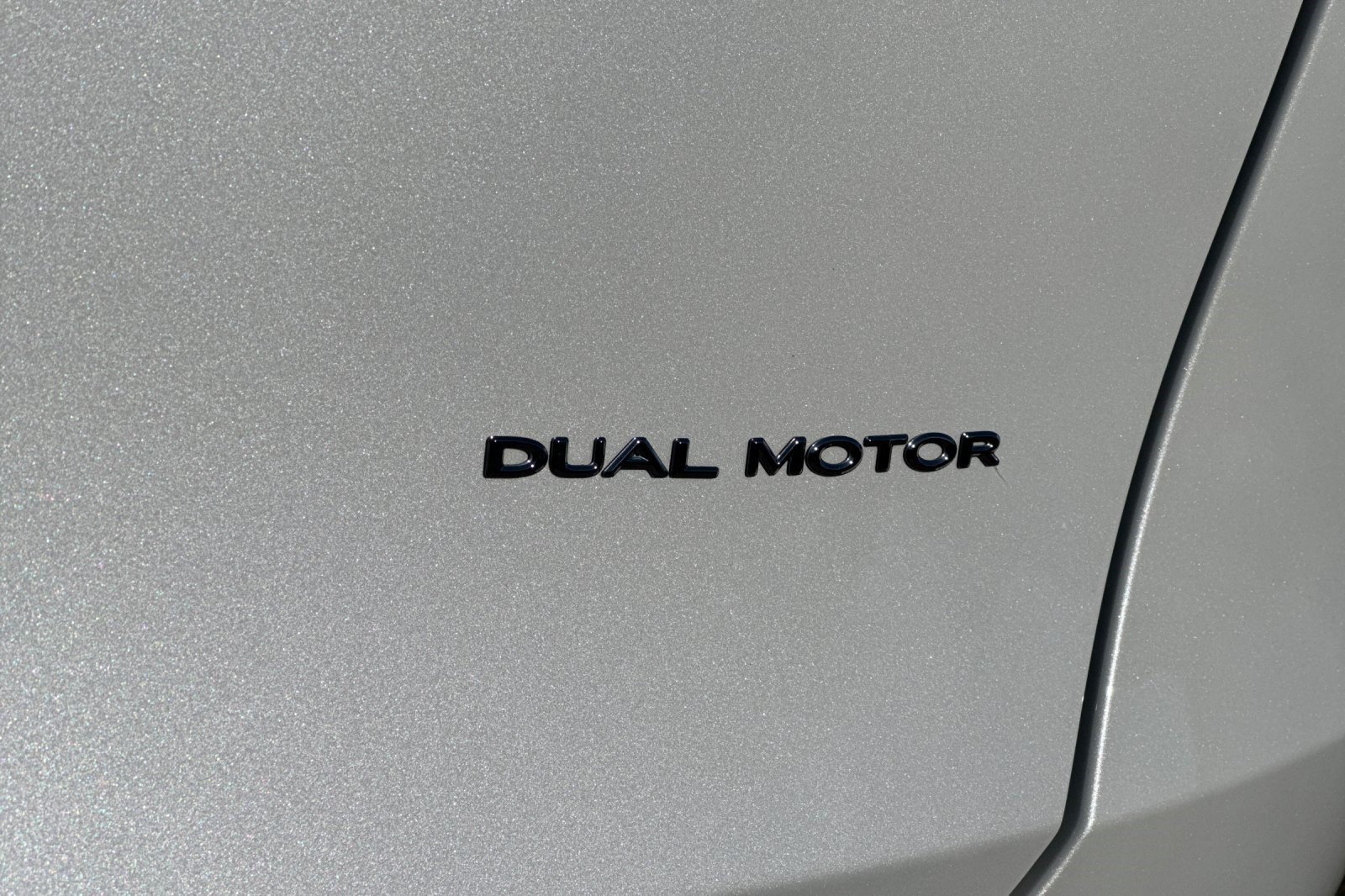 Used 2023 Tesla Model Y Long Range AWD/4WD image 31