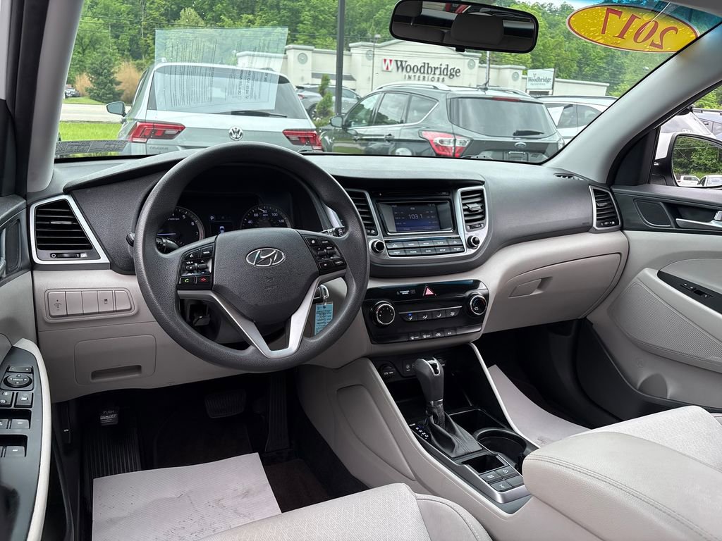 Used 2017 Hyundai Tucson SE AWD/4WD image 11
