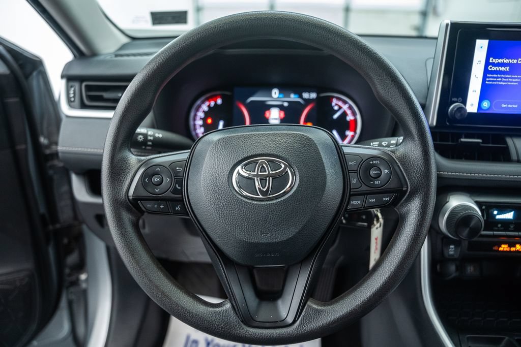 Certified 2025 Toyota RAV4 LE FWD image 29