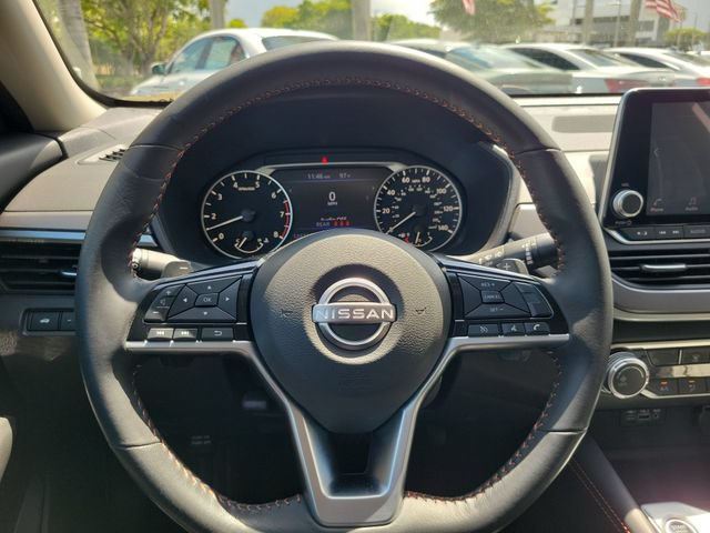 Used 2023 Nissan Altima 2.5 SR FWD image 17