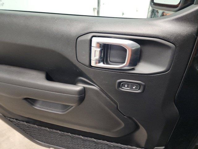Used 2026 Jeep Wrangler Sport AWD/4WD image 14