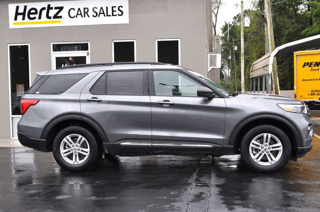 Used 2024 Ford Explorer XLT w/ Equipment Group 202A