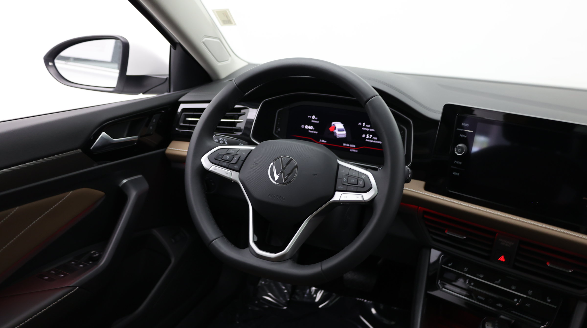 Used 2026 Volkswagen Jetta SEL FWD image 36