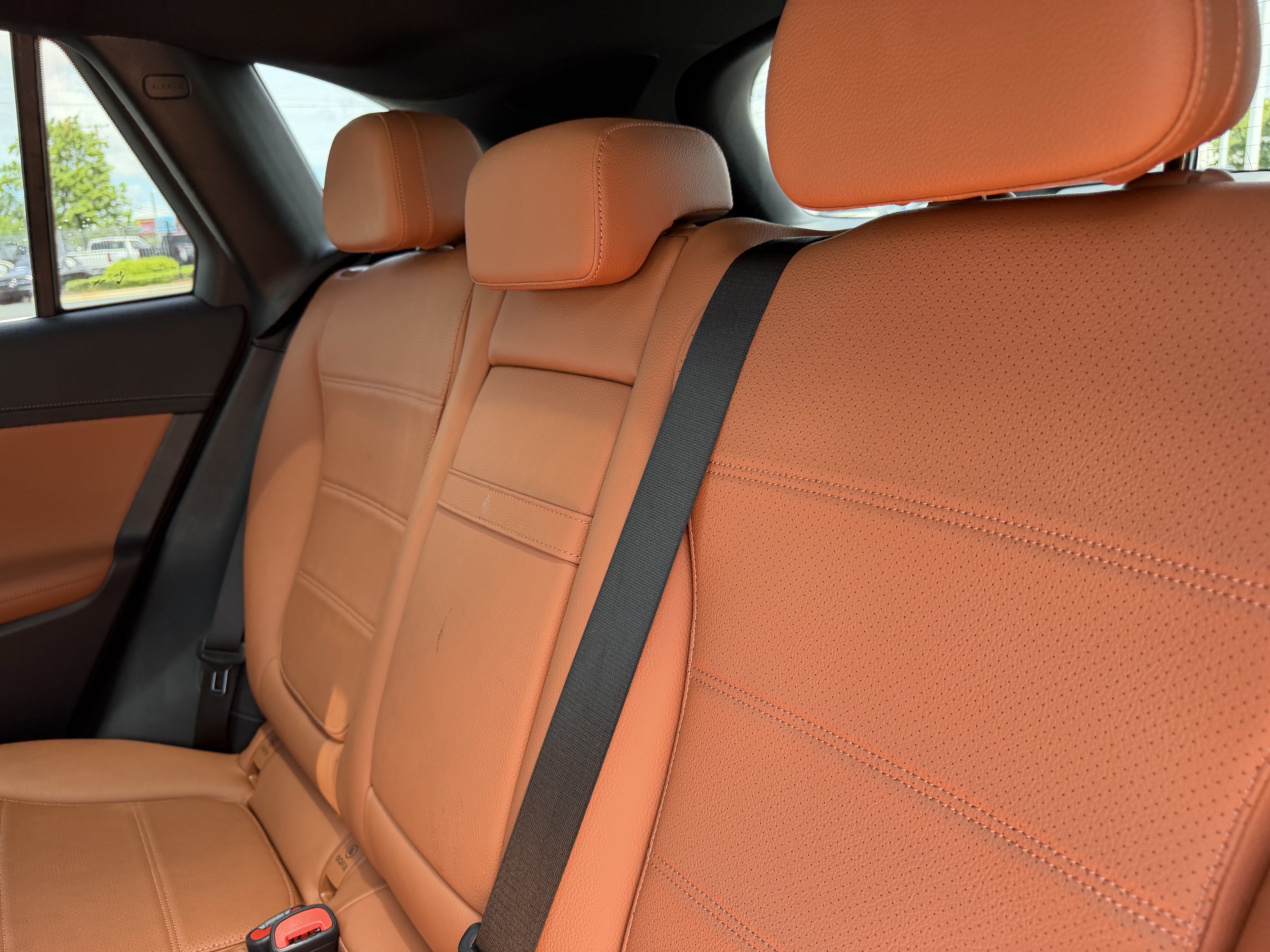 Certified 2023 Mercedes-Benz GLC 300 4MATIC w/ Exclusive Trim Package image 34