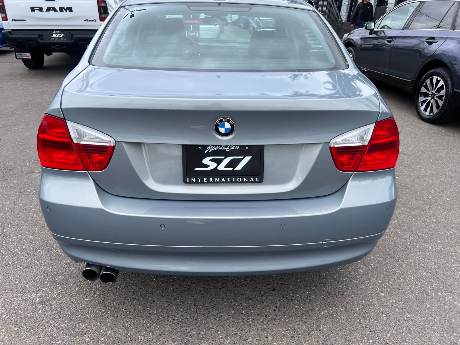 Used 2006 BMW 330xi Sedan AWD/4WD image 4