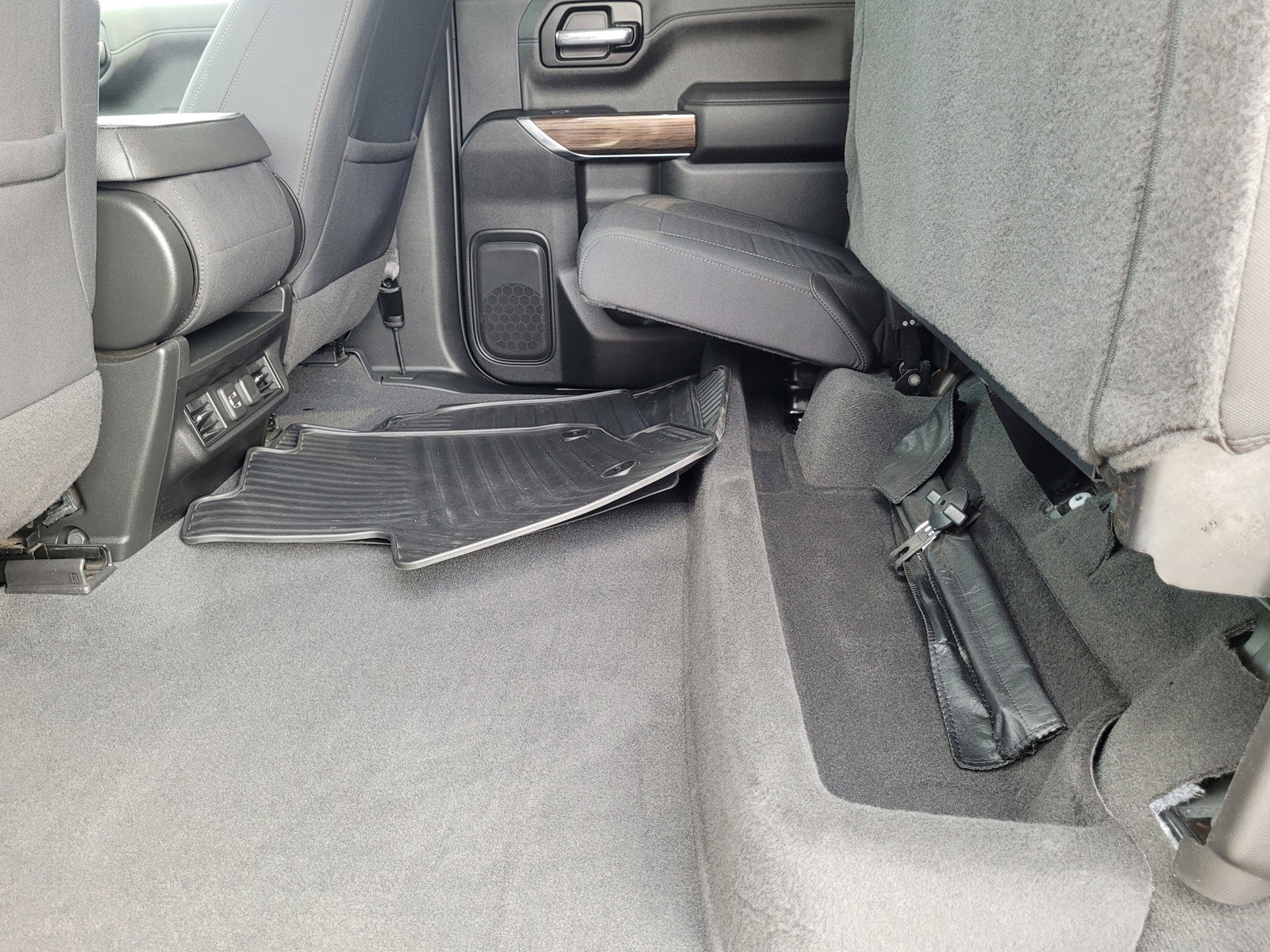 Used 2022 Chevrolet Silverado 1500 RST image 12