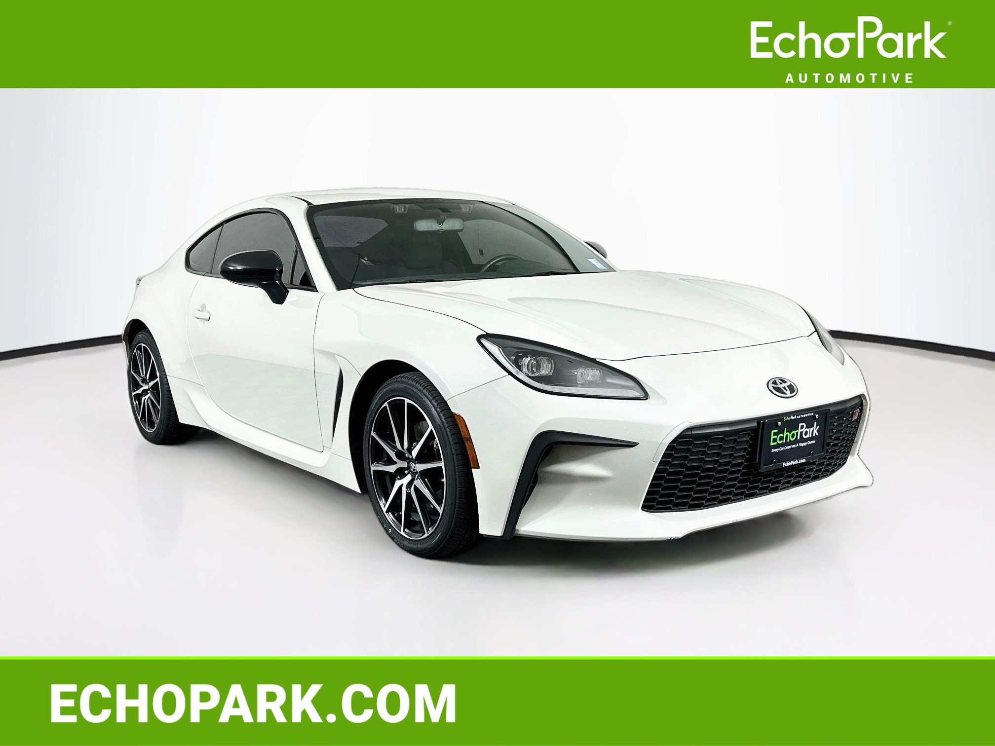 Used 2024 Toyota GR86 RWD image 1
