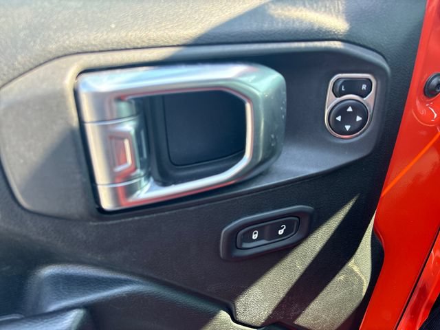 Used 2018 Jeep Wrangler Unlimited Sport S AWD/4WD image 17