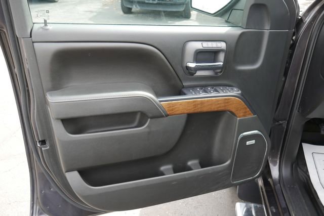 Used 2015 Chevrolet Silverado 1500 LTZ AWD/4WD image 15