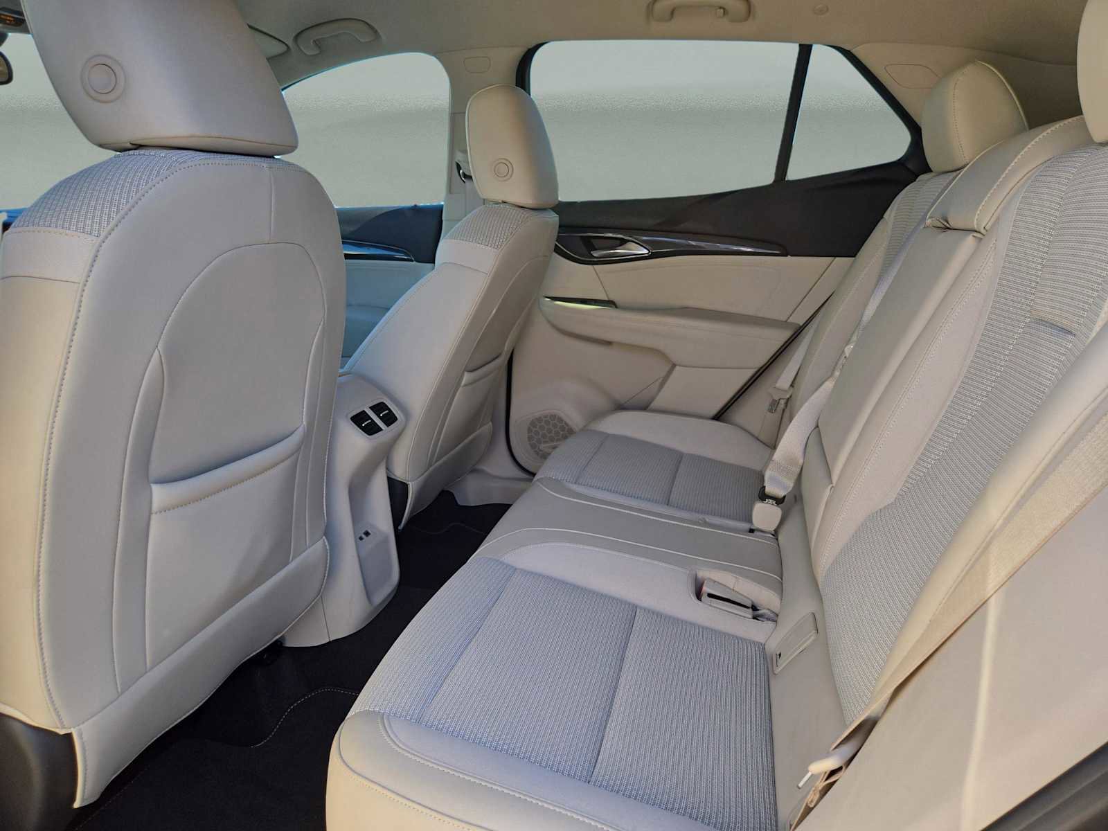 Used 2021 Buick Envision Preferred image 12