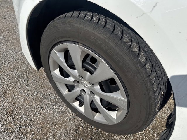 Used 2024 Toyota Corolla LE image 22