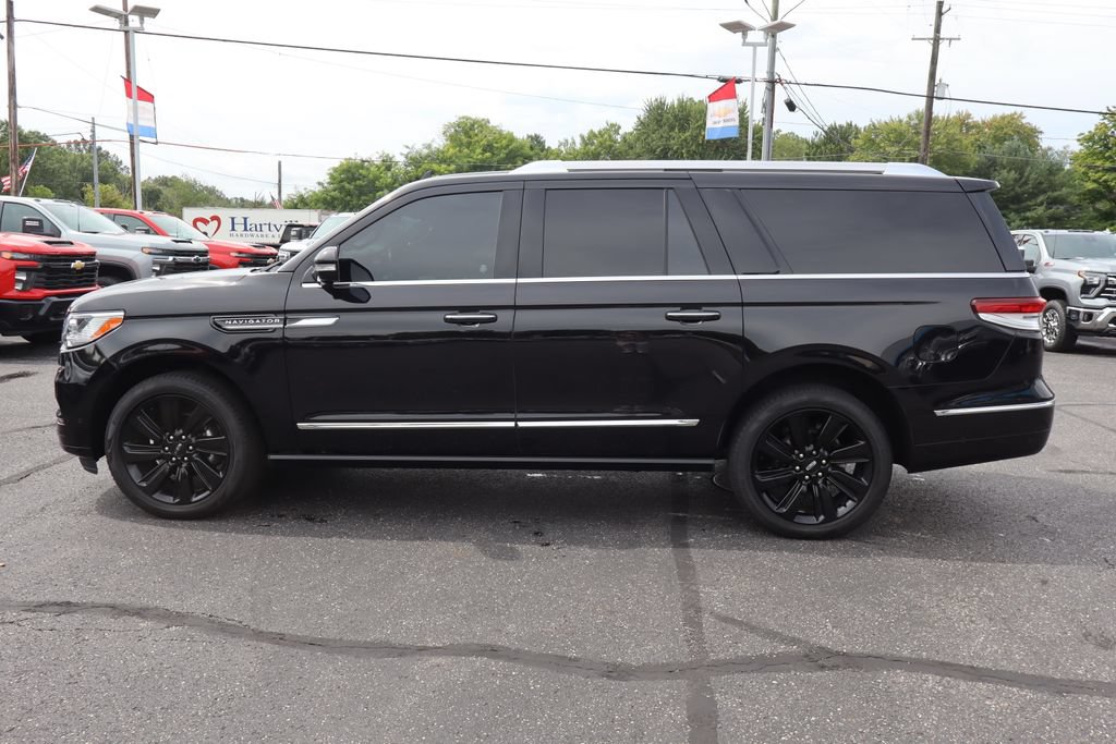 Used 2024 Lincoln Navigator L Reserve AWD/4WD image 38
