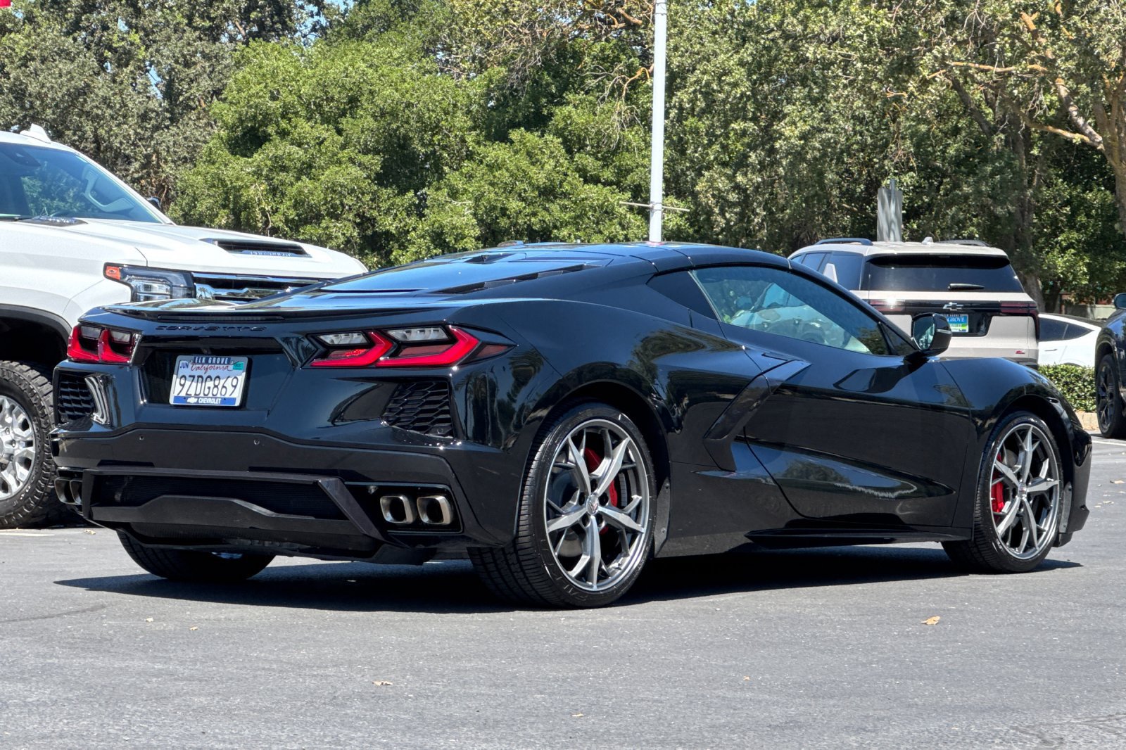 Used 2023 Chevrolet Corvette Stingray Preferred Cpe w/ 2LT RWD image 3