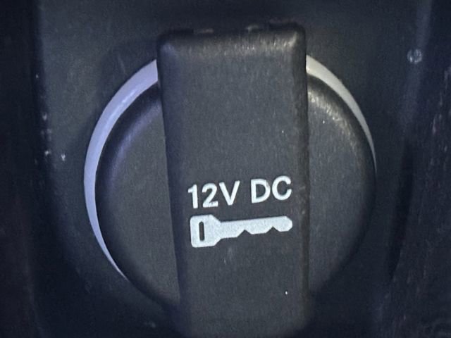 Used 2022 Dodge Charger SXT image 6