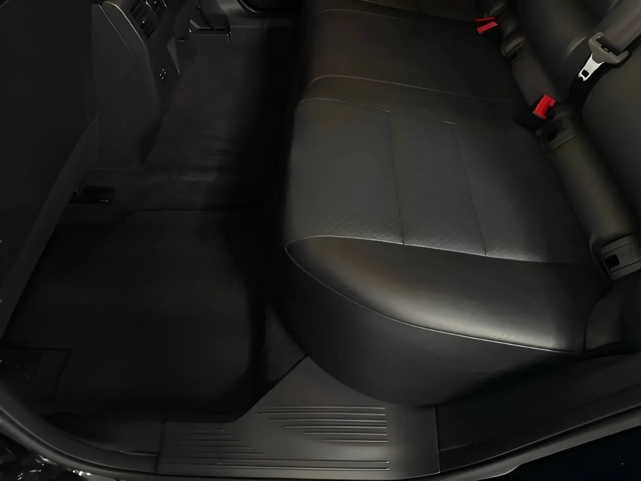 Used 2023 Nissan Rogue SV w/ SV Premium B Package AWD/4WD image 14