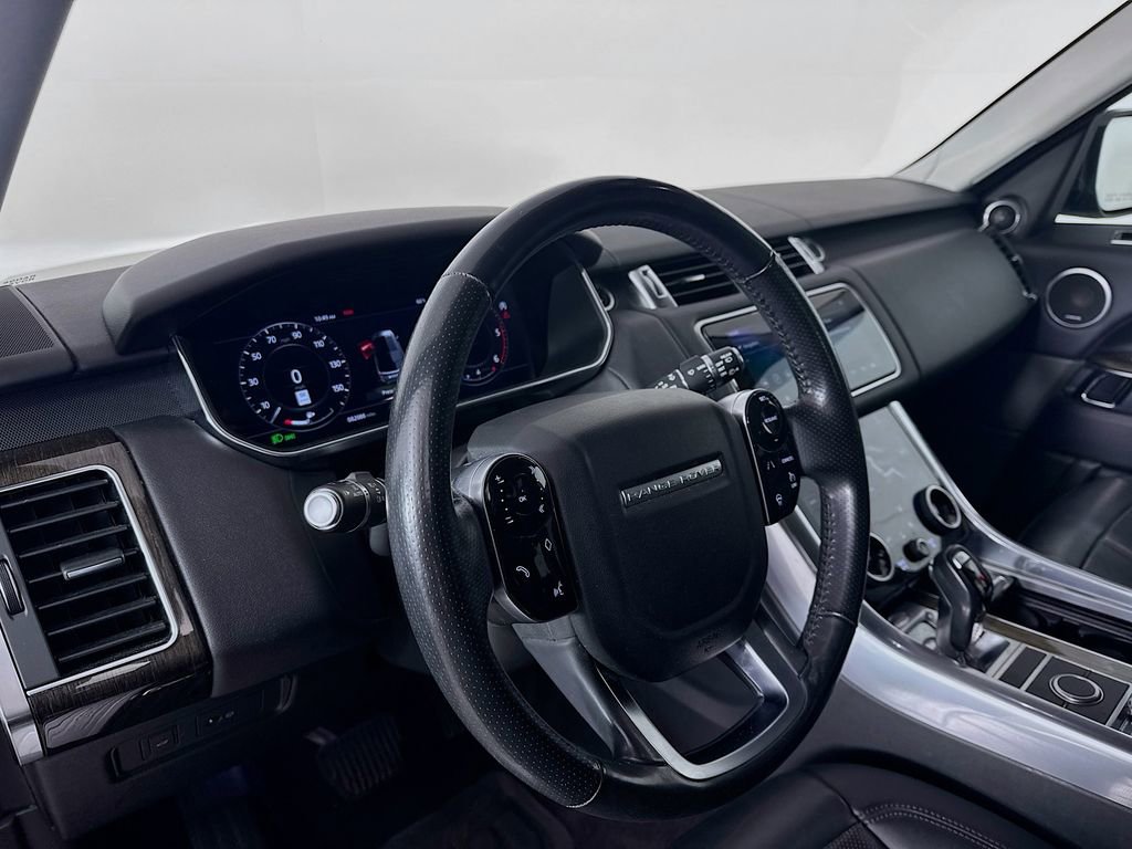 Used 2018 Land Rover Range Rover Sport HSE image 9