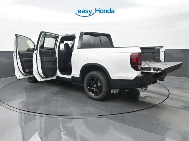 Used 2025 Honda Ridgeline Black Edition image 39
