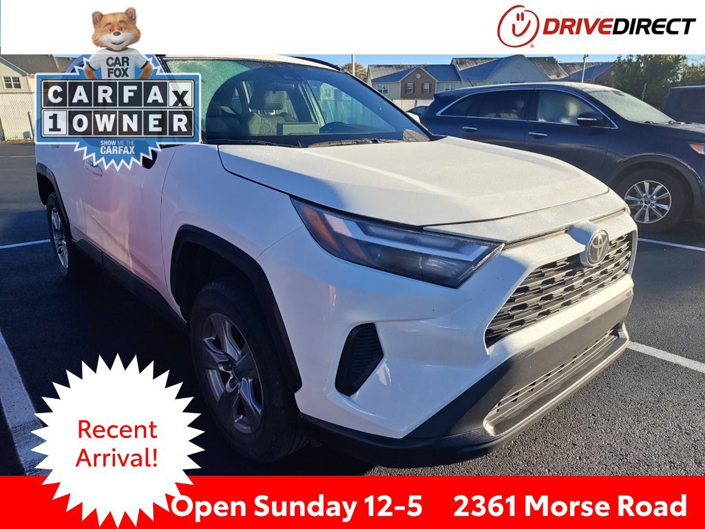Used 2023 Toyota RAV4 XLE AWD/4WD image 1