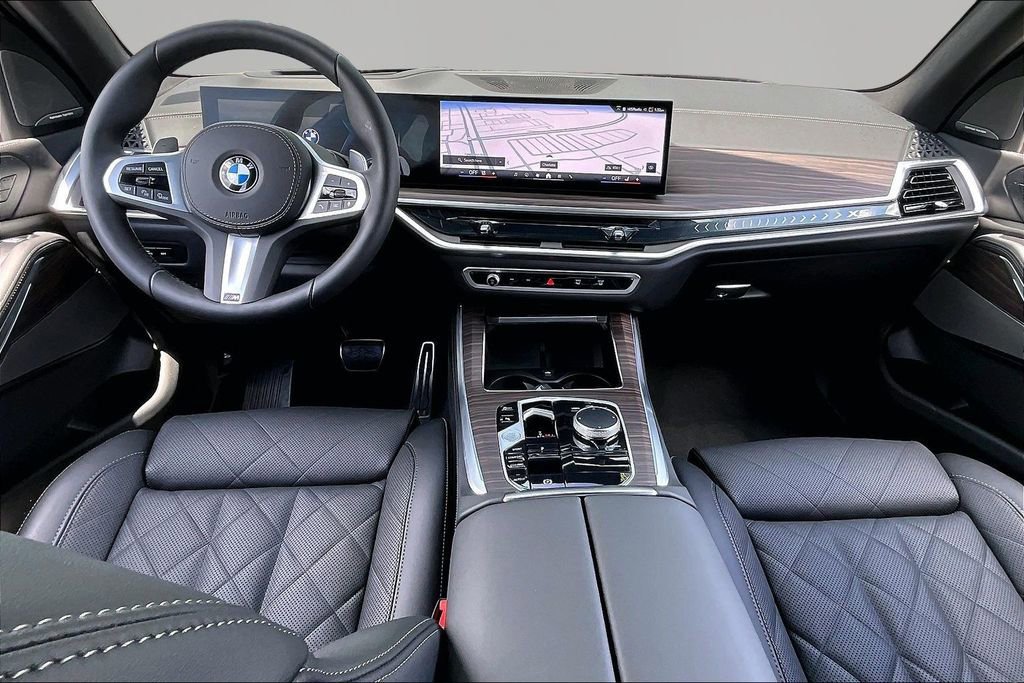 Used 2026 BMW X5 sDrive40i w/ M Sport Package RWD image 7