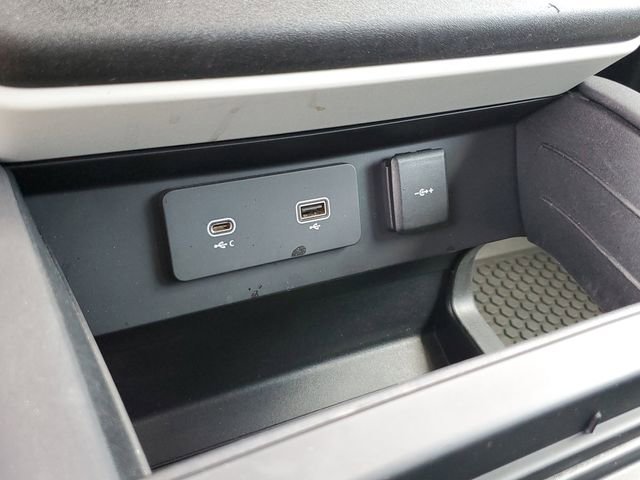 Used 2022 Land Rover Defender 110 S image 27