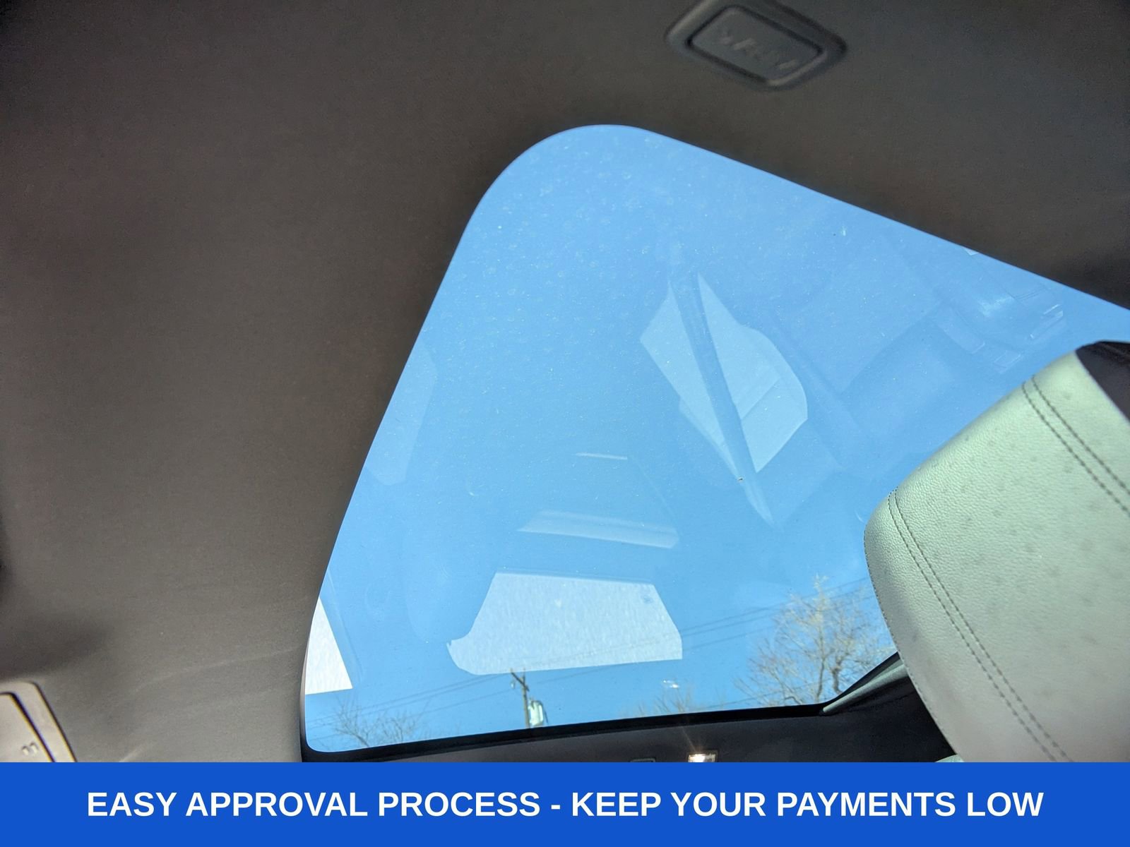 Used 2020 Land Rover Range Rover Evoque First Edition image 26