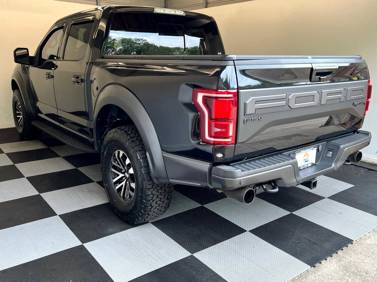Used 2019 Ford F150 Raptor w/ Equipment Group 802A Luxury image 6
