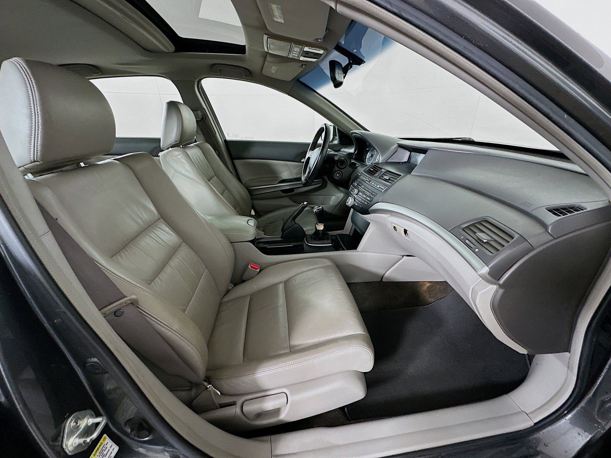 Used 2009 Honda Accord EX-L image 30