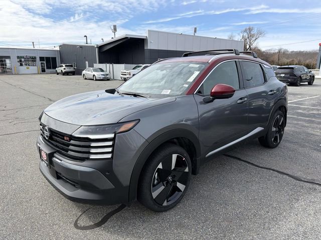 New 2026 Nissan Kicks SR w/ Cold Weather Package