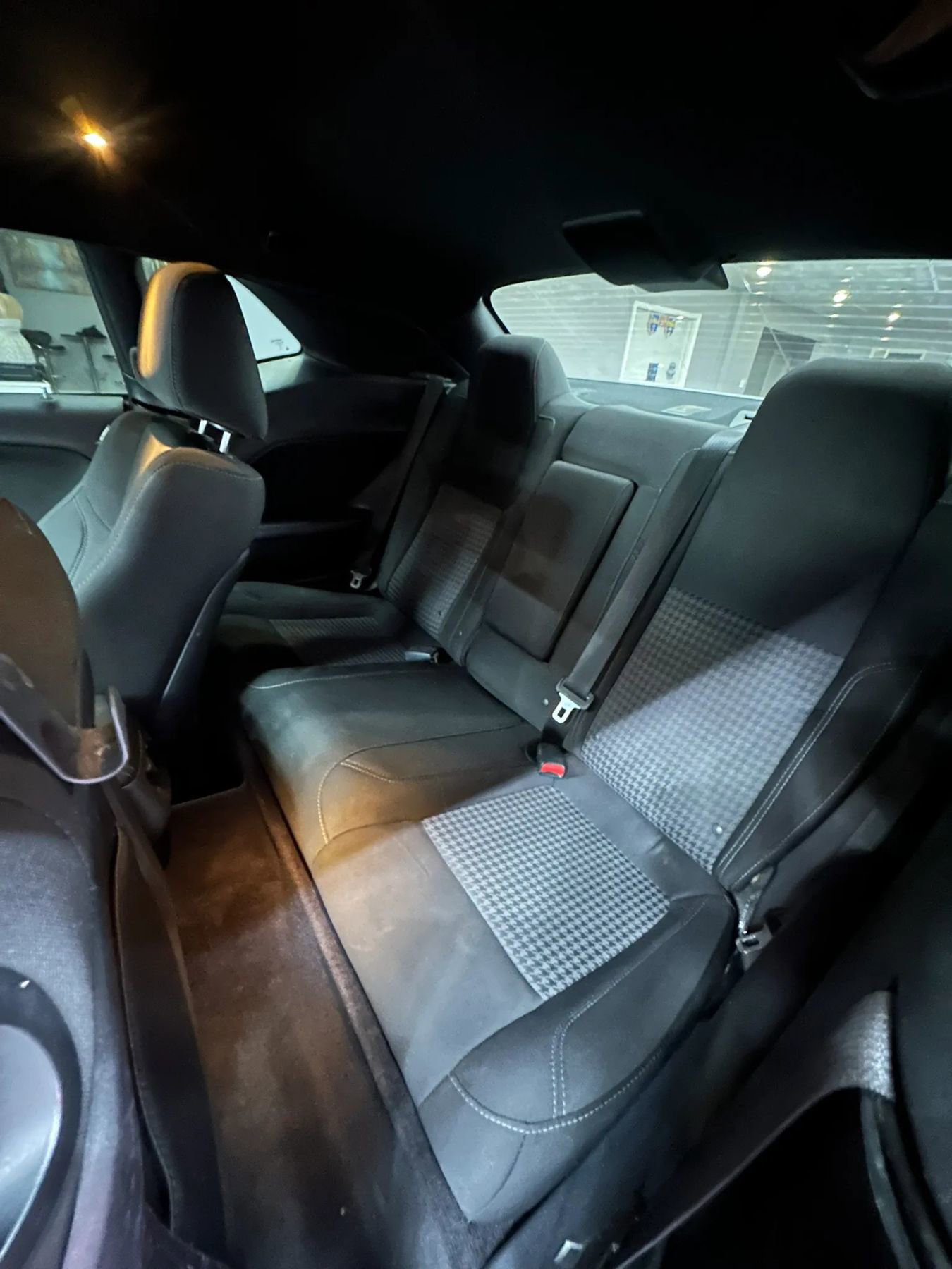 Used 2018 Dodge Challenger SXT RWD image 21