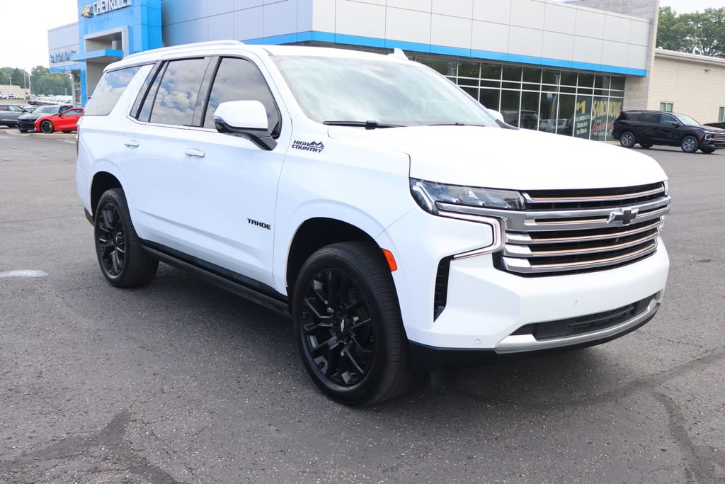Used 2023 Chevrolet Tahoe High Country AWD/4WD image 2