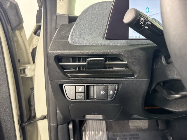 Used 2024 Kia EV6 Wind w/ Wind Technology Package AWD/4WD image 13
