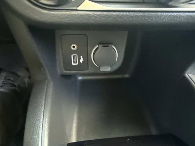 Used 2022 Nissan Kicks S image 23