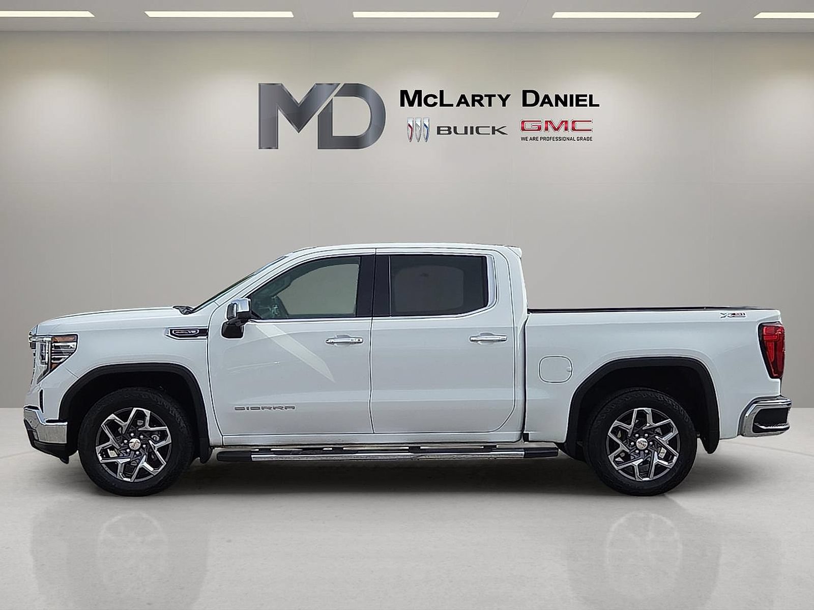Certified 2024 GMC Sierra 1500 SLT w/ SLT Premium Plus Package AWD/4WD video 2