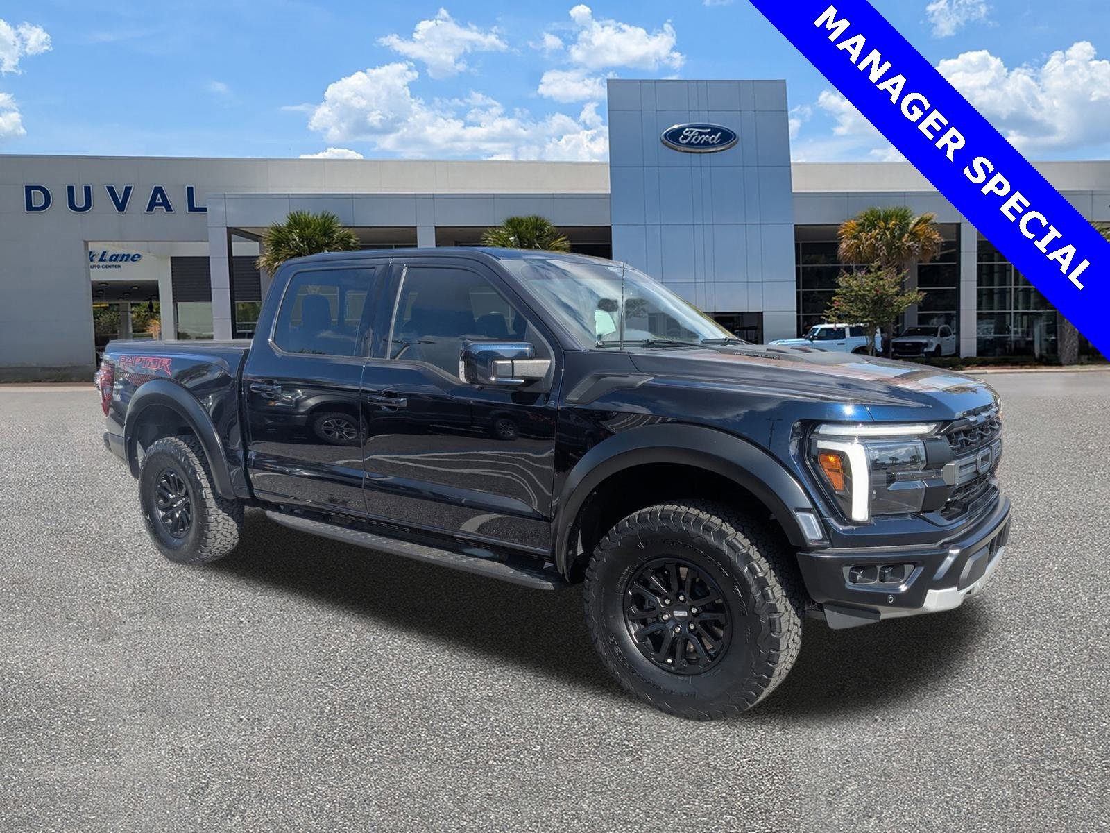 Used 2025 Ford F150 Raptor image 2