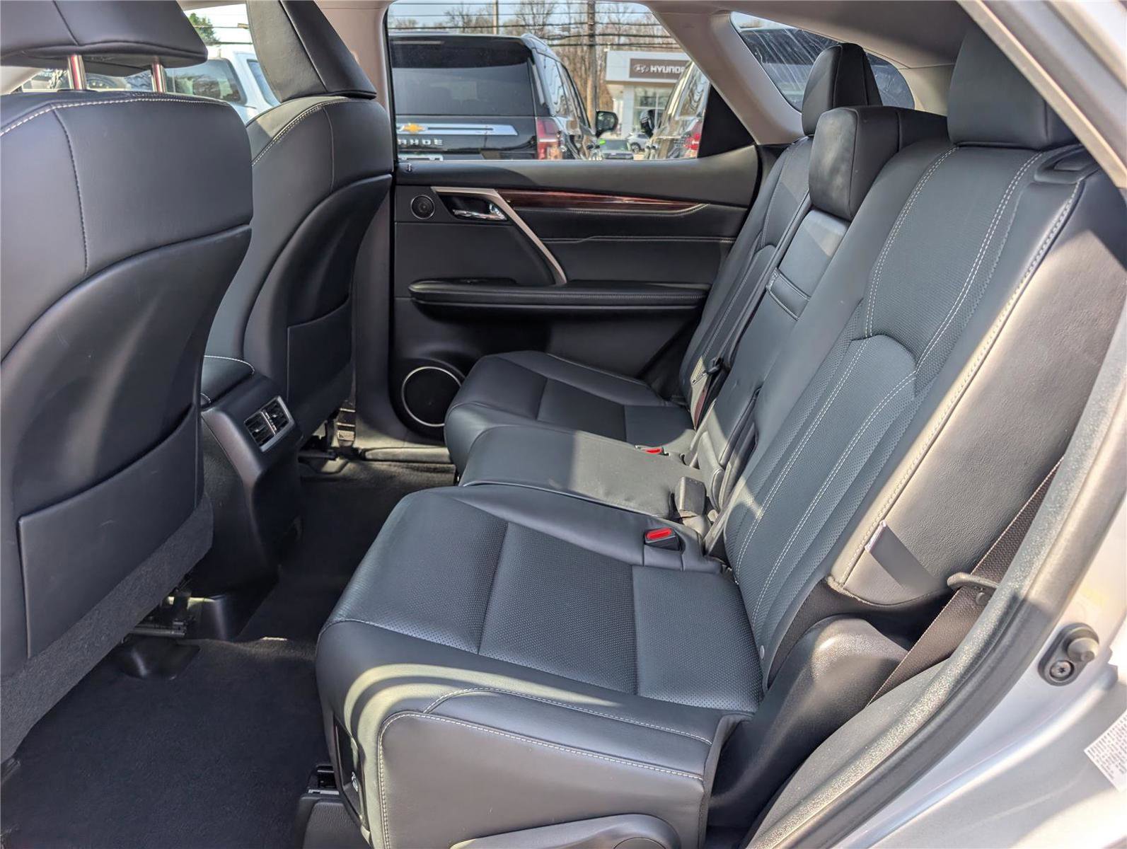 Used 2018 Lexus RX 350L image 17