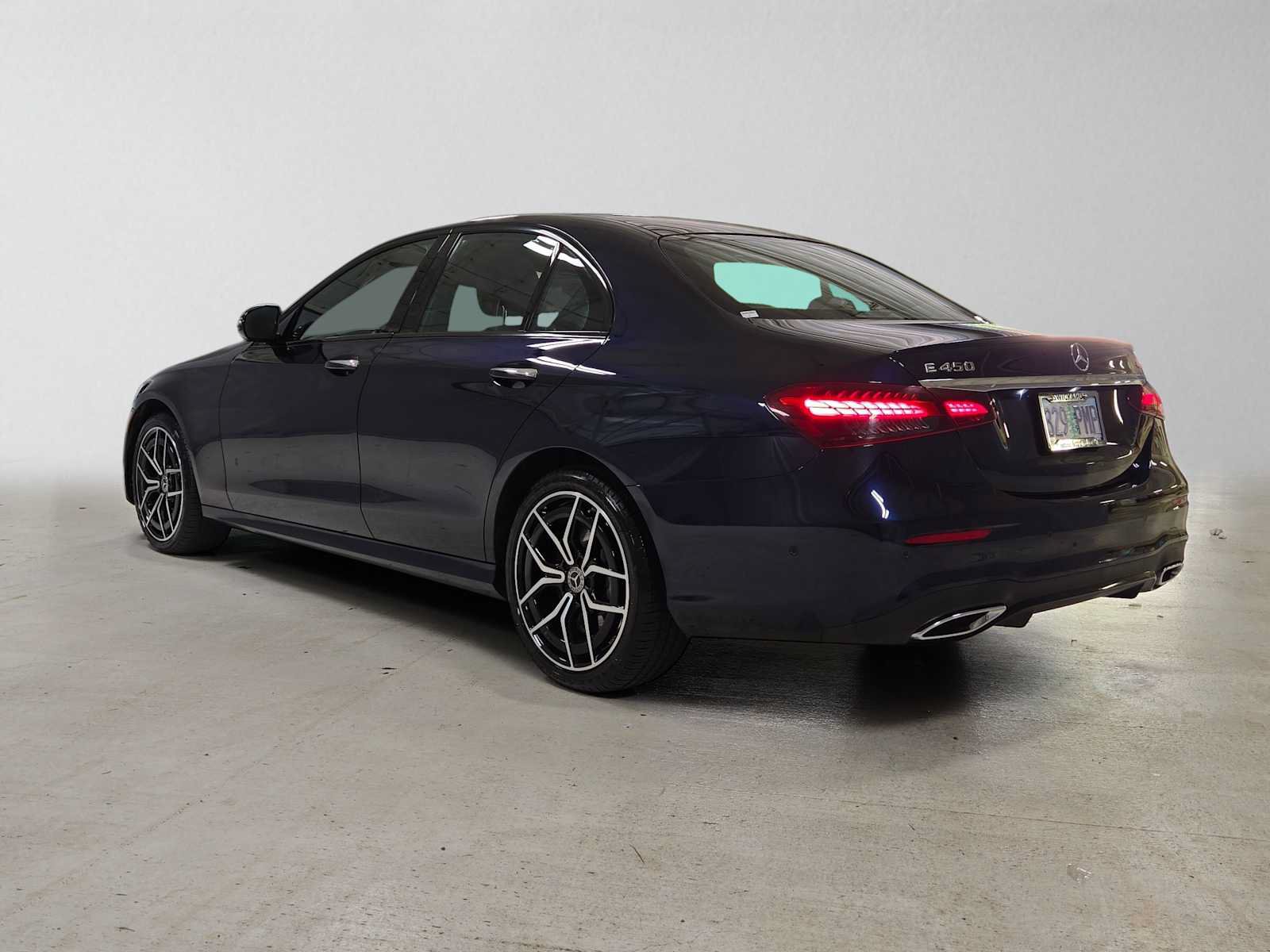 Used 2023 Mercedes-Benz E 450 4MATIC Sedan image 5