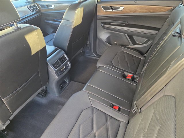 Used 2024 Volkswagen Atlas SE w/ Panoramic Sunroof Package image 22