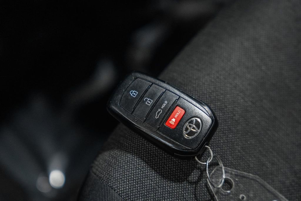 Used 2025 Toyota Camry LE image 42