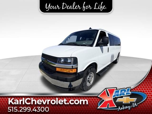 Used 2025 Chevrolet Express 3500 LT w/ LT Preferred Equipment Group RWD video 1