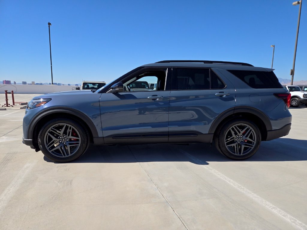 New 2026 Ford Explorer ST w/ Sun And Sound Package AWD/4WD image 7