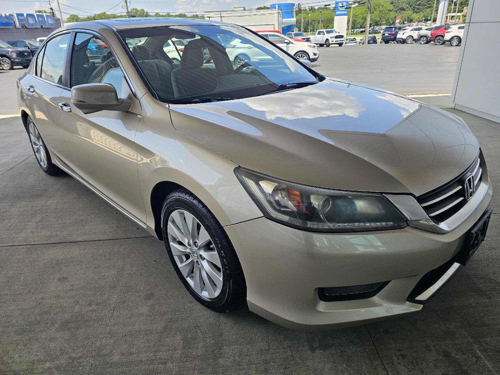 Used 2014 Honda Accord EX image 7