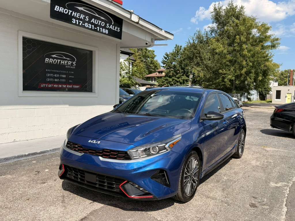 Used 2024 Kia Forte GT-Line FWD image 2