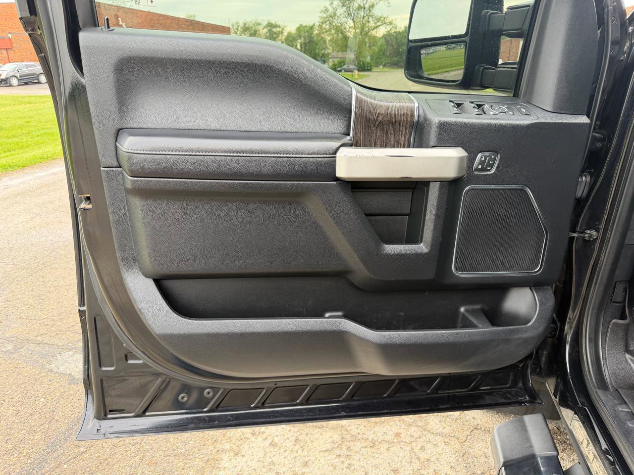 Used 2021 Ford F250 Lariat AWD/4WD image 16
