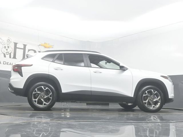 Used 2025 Chevrolet Trax LT w/ LT Convenience Package FWD image 51