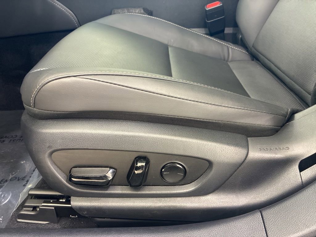 Certified 2024 Lexus ES 350 w/ Premium Package image 17