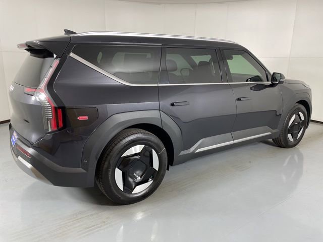 New 2026 Kia EV9 Wind image 8